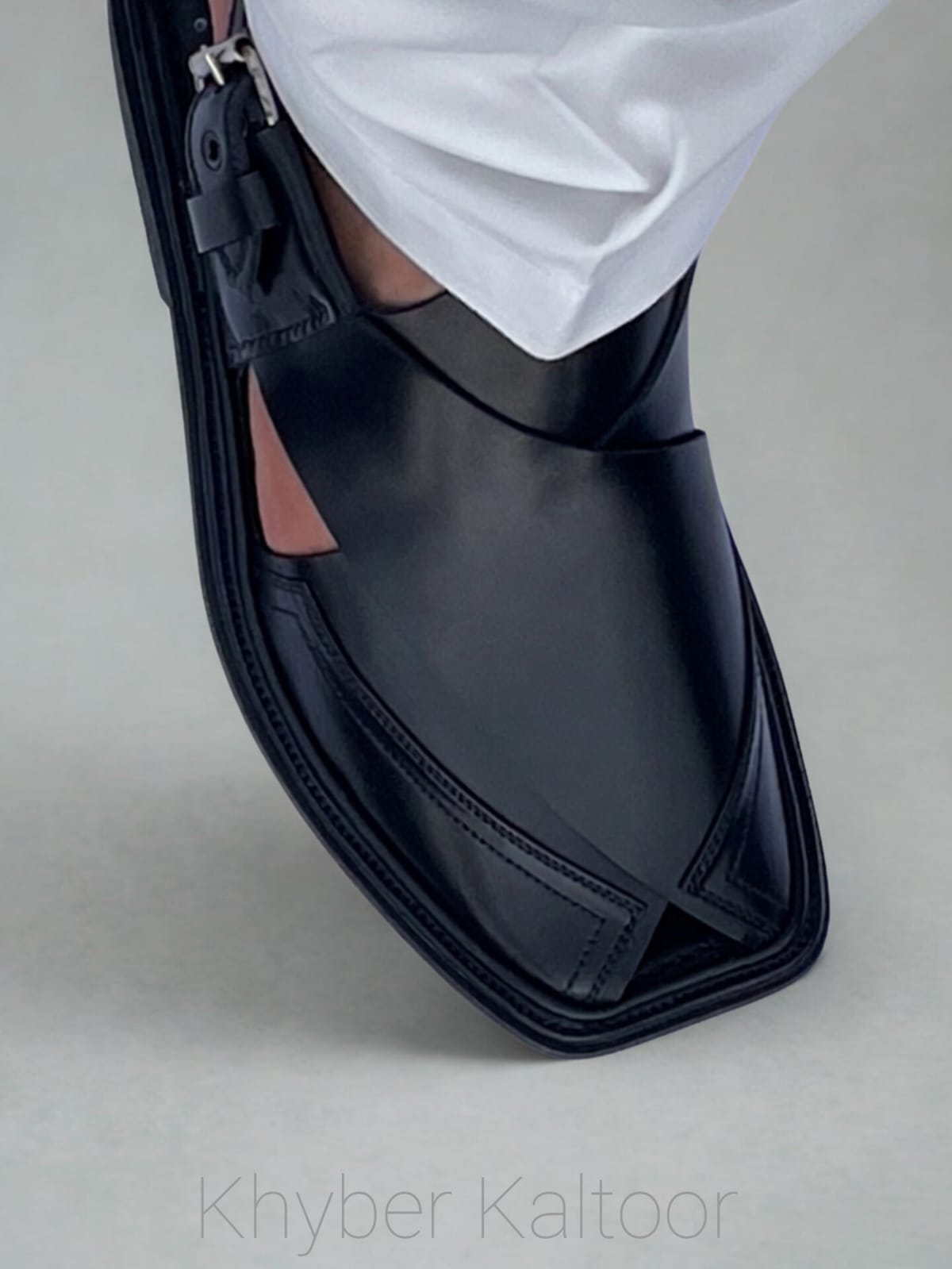 Peshawari Takidaar (Black)