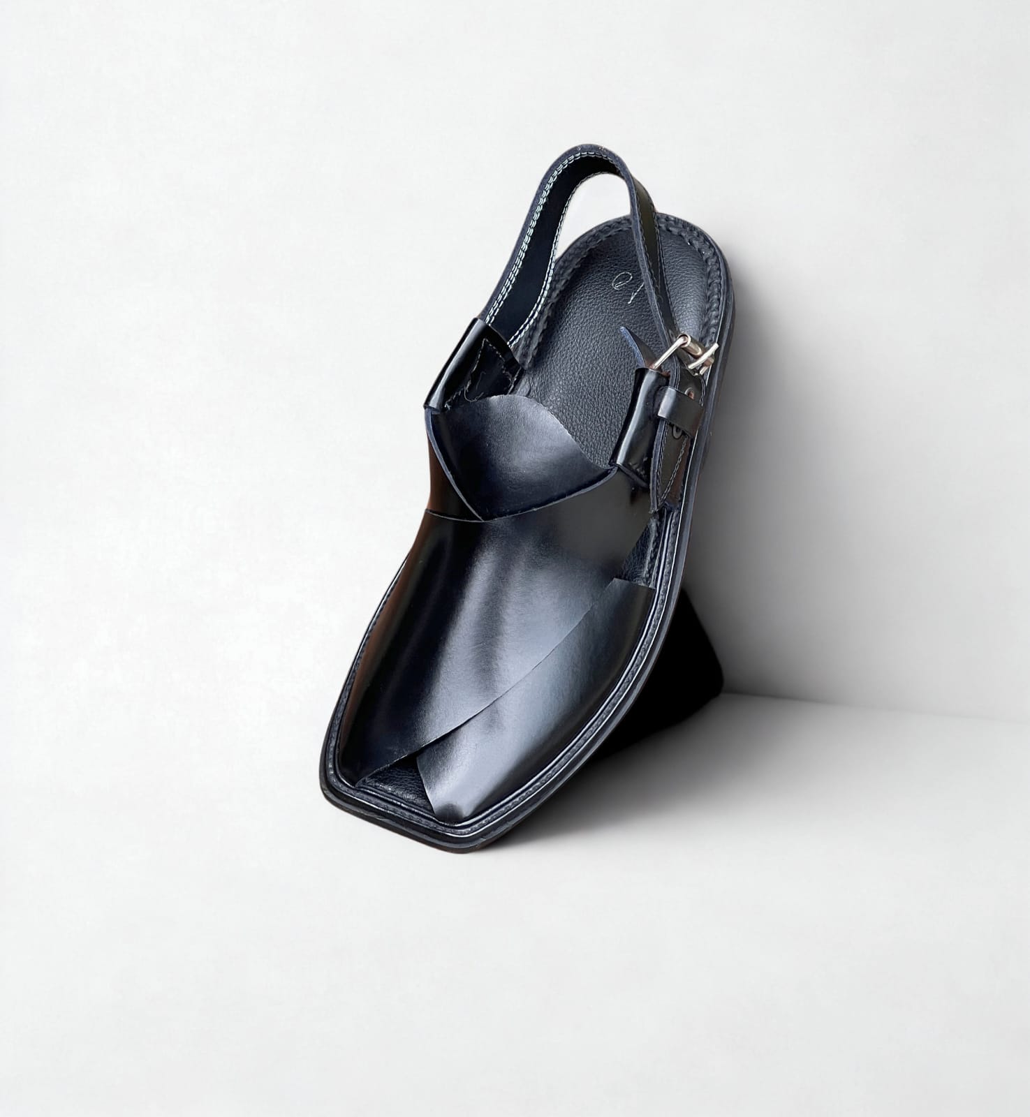 Peshawari Gol T (Black)